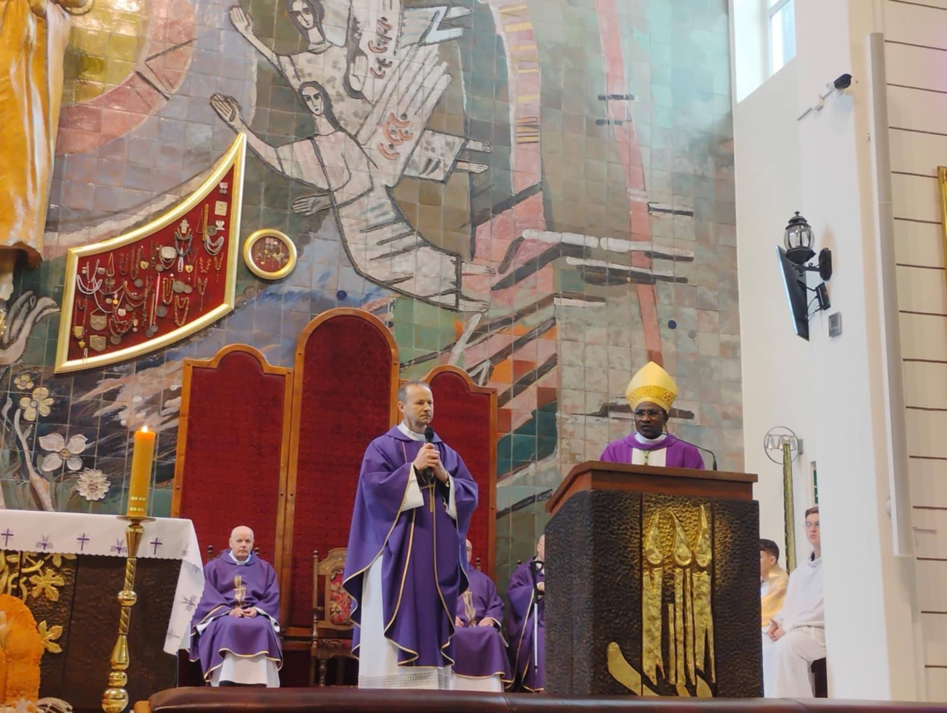 Abp Gabriel z Burkina Faso w naszym Sanktuarium